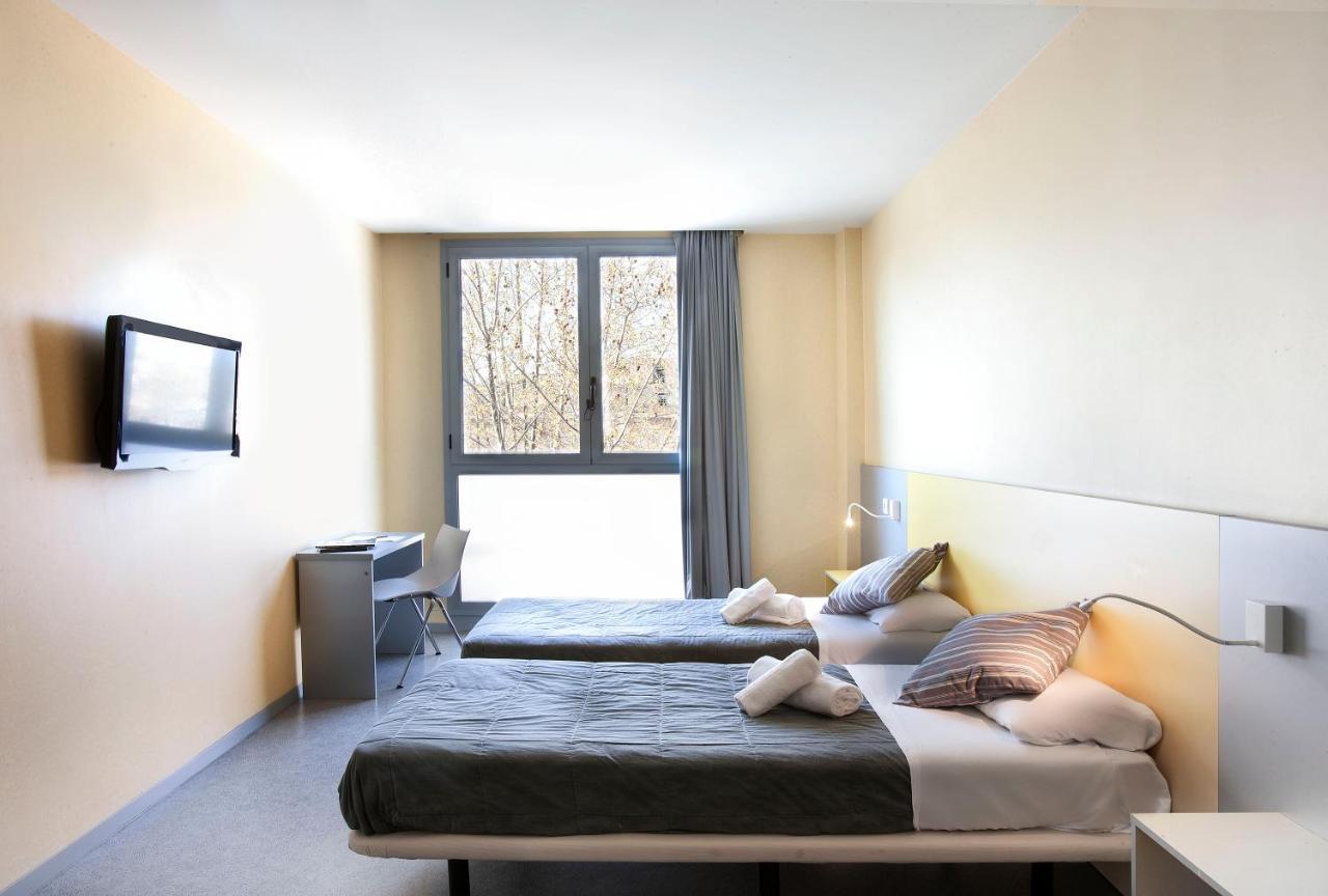 Zweibettzimmer mit eigenem Bad